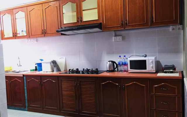 Bayan Baru Homestay @ Taman Sri Nibong – Kitchen – Bayan Lepas