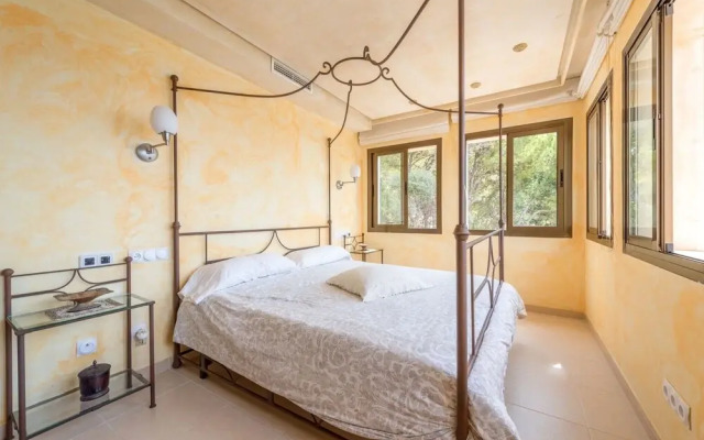 With Panoramic Views On The Sea - Villa Cala Llamp