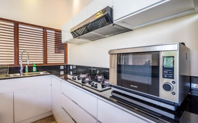 Pristine Villa Yuyu Balian