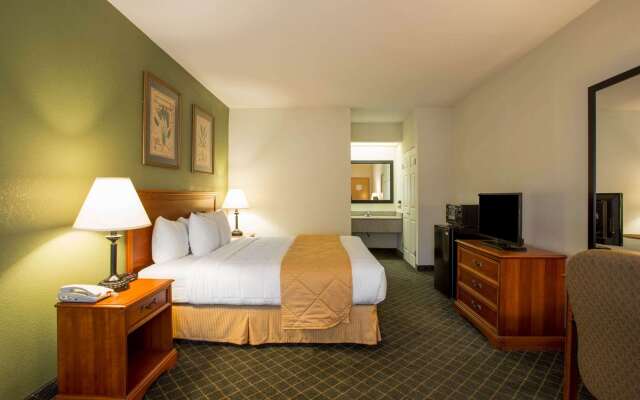 Clarion Inn & Suites