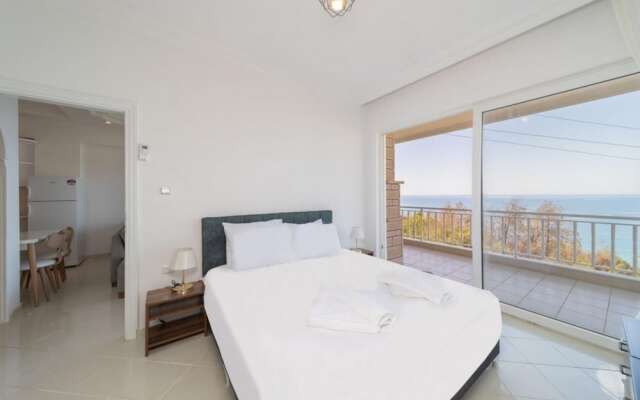 Lovely Flat With Sea and Nature View in Alanya