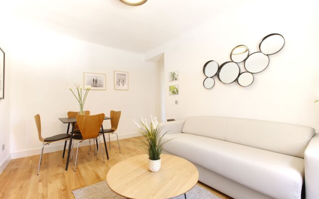 Picasso Suite by Madflats Collection