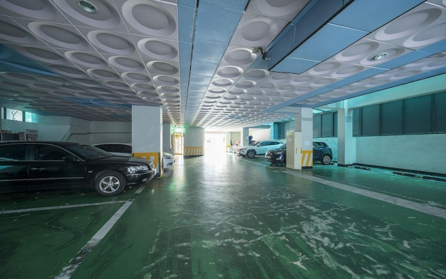 Gwangju Sangmu Hotel Manhattan