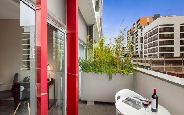 Holiday Inn & Suites Sydney Bondi Junction by IHG