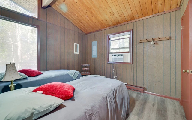 Tobyhanna Vacation Rental w/ Pool Access!