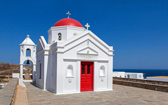 Amyth of Mykonos Super Paradise