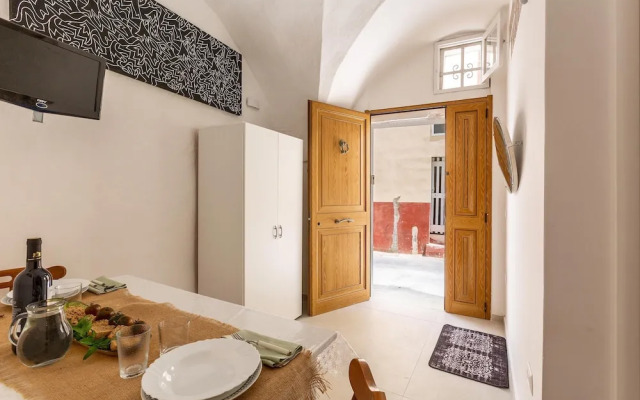 3482 Vico dei Mille by Barbarhouse