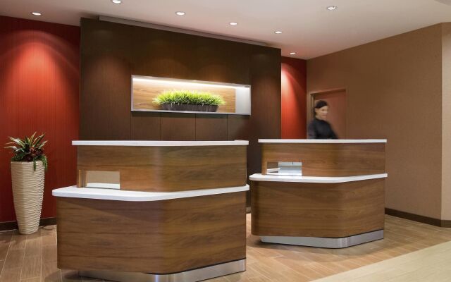 Courtyard by Marriott Los Angeles Woodland Hills