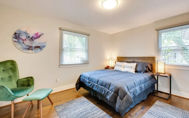 6 Mi to Mercedes-benz! Pet-friendly Yard in ATL