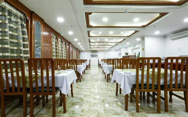 Lavilla Inn