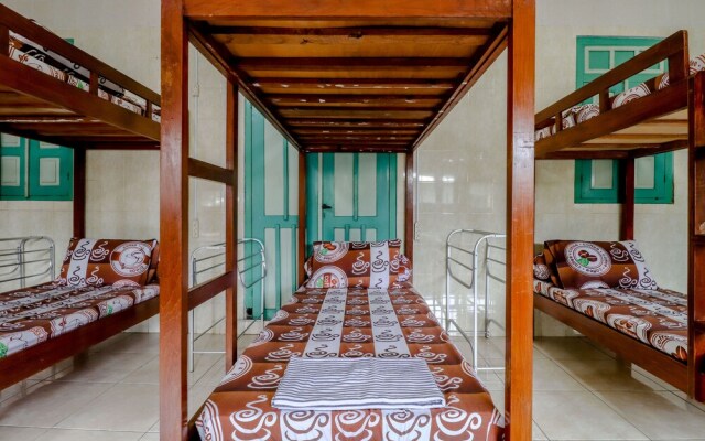 Bahagia Sederhana Home Stay - Hostel
