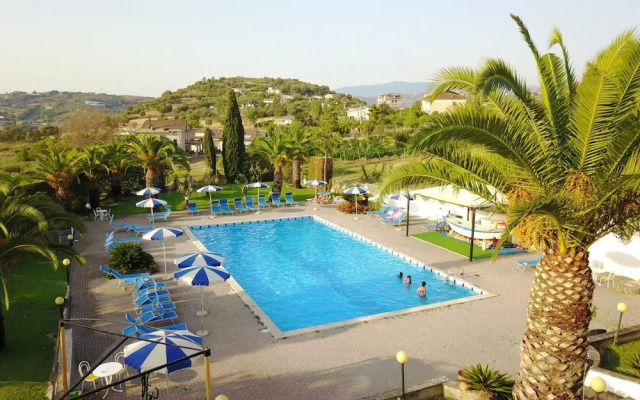 La Tombola Green Hotel