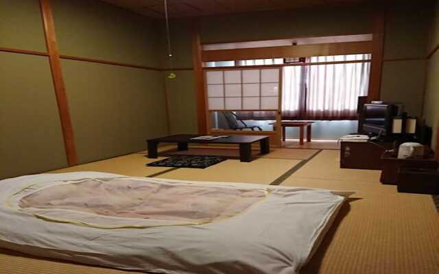 Business Hotel Kawakami Kumano
