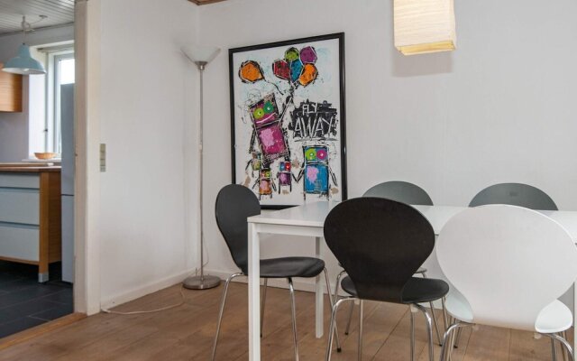 6 Person Holiday Home in Ringkobing-by Traum