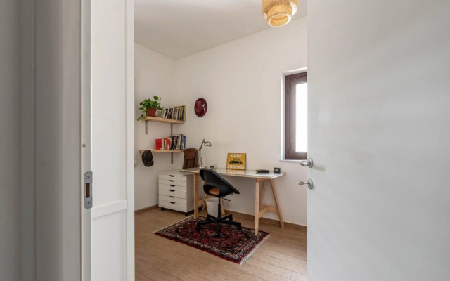 Candelai Apartment With Terrace