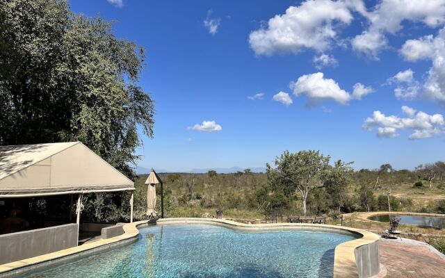MILIMA Big 5 Safari Lodge