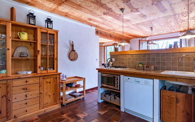 Holiday Home Svyntha (Ghi303)