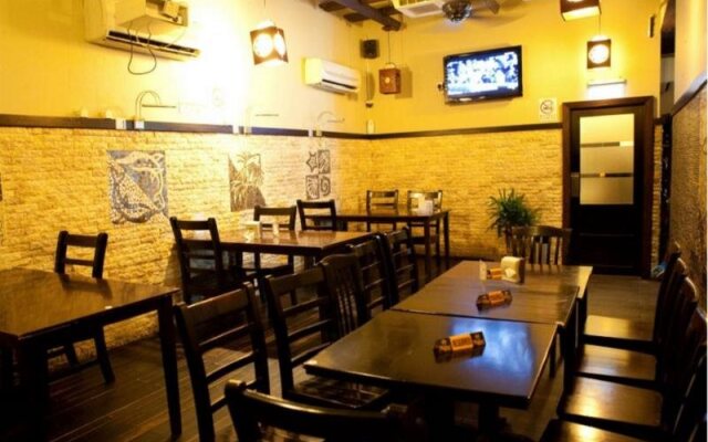 OYO 90375 Reggae Inn