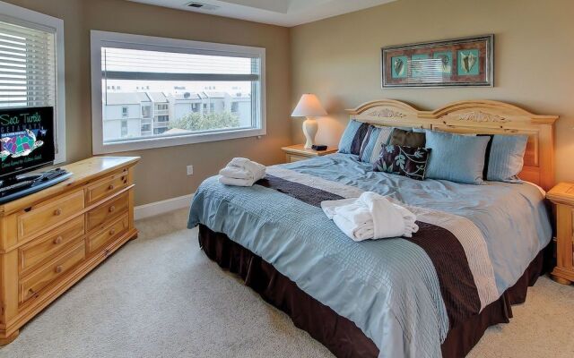 Shorewood 536 by RedAwning