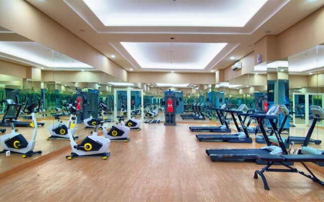 Golden Tulip Essential Makassar