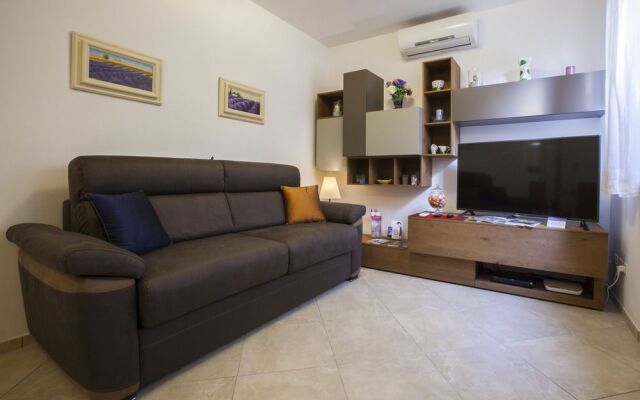 The Golden House Florence Suite