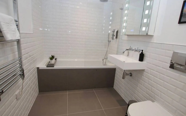 Brunswick & Thorn Apartments