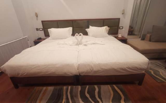 Ludrong Hotel