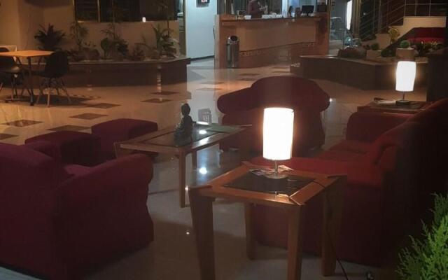 Enterprise Inn Plaza