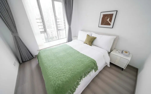 Tyms 3BR 2BA Apt near Xujiahui Metro
