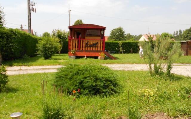 Roulotte "La Montmine"