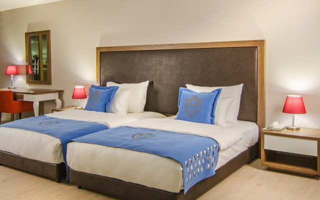 Ladies Beach Suit Otel