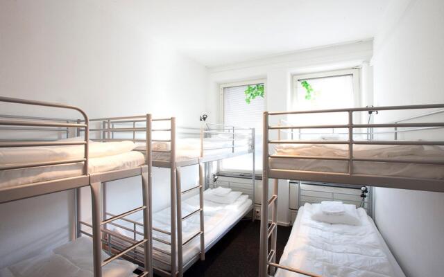 Acco Hostel