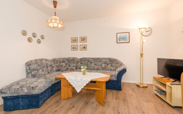 Solitary Apartment in Bdefeld With Garden and Terrace