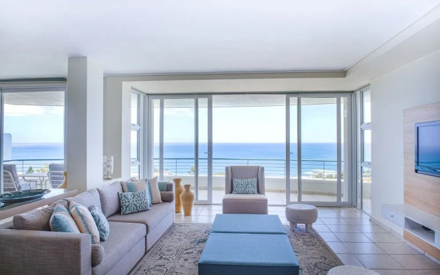 Bay Reflections - Luxury Serviced Apartments