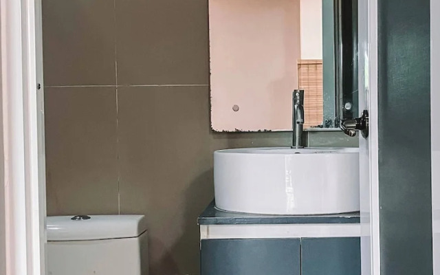 2BR Laid Back Apartment, Near Beach