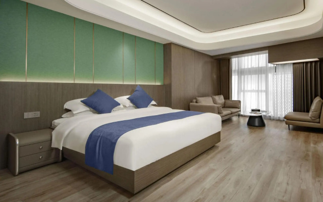 Rich Center Hotel (Foshan Jiujiang Xinji Plaza)