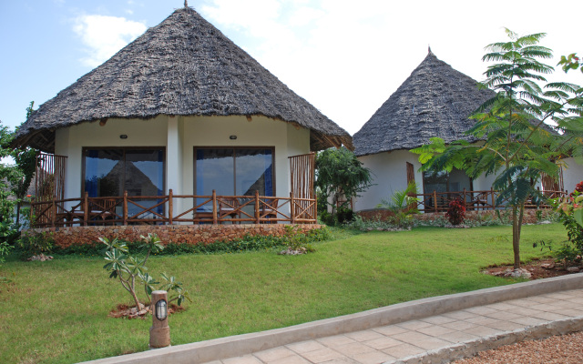 Sultan Sands Island Resort