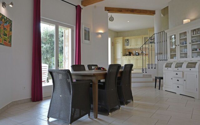 Captivating Home in Murs France With Private Swimming Pool