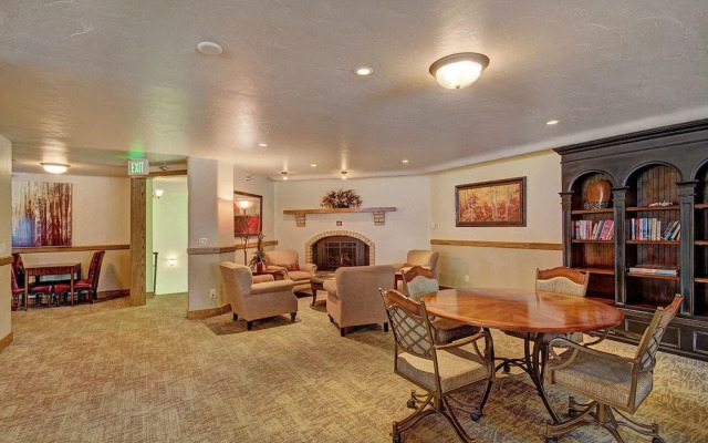 Phoenix 118B - 1 Br Townhouse