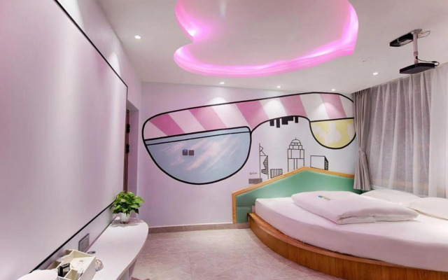 Mengyoung Hotel (Kunming Yunda West Road)