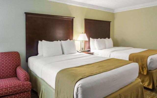 Clarion Inn and Conference Center