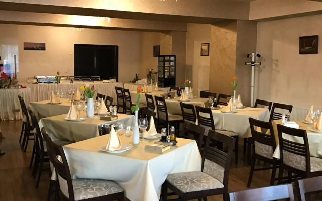Hotel Ozana