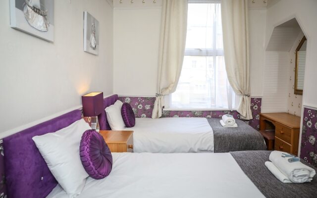 Glencoe Holiday Apartments