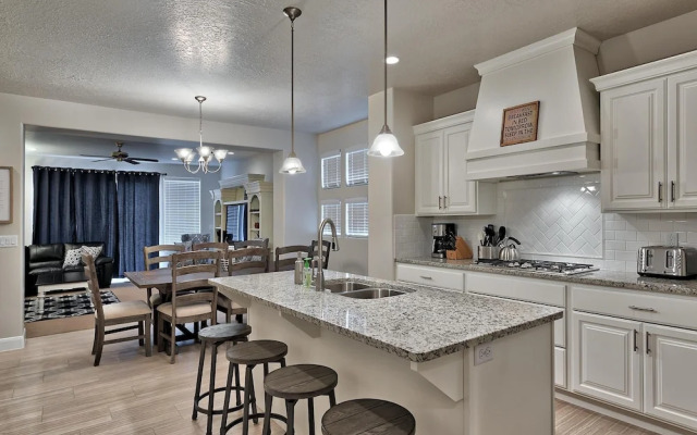 Red Rock Getaway Villa 4