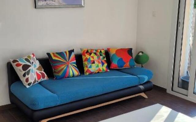 F2 Rez de Jardin (Adults Only)