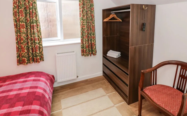 3 Oaks Lodge
