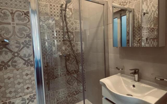 Tritoni Marina Apartments and Suites