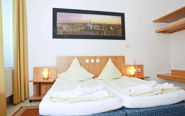 City Hotel Storch