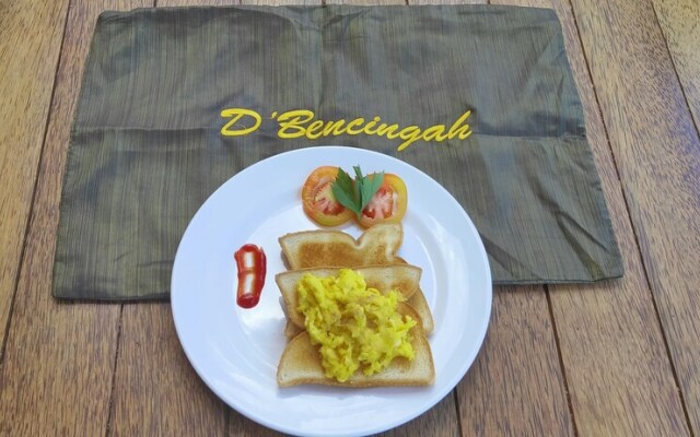Penida D'Bale Bencingah