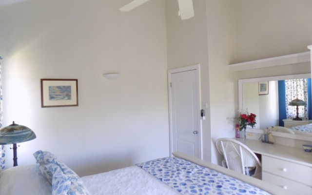 The Pelican #3 - Spacious 3 bedroom 2.5 bath waterfront townhome in the heart of Rodney Bay. 3 Townhouse by RedAwning — фото 2